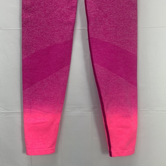 PINK Victoria’s Secret Seamless Hot Pink Workout Ombre Tights Leggings S… - Picture 9 of 15